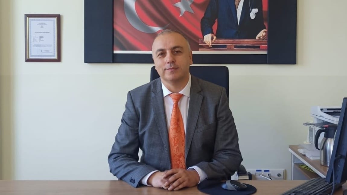 OKUL MÜDÜRÜMÜZ SAYIN ŞÜKRÜ DEMİRCİ'NİN VELİLERİMİZE MESAJI